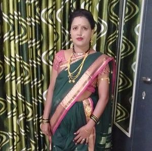 Meet your Posher, Anuja